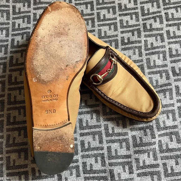 GUCCI Horsebit Accent Tan and Brown Loafers - Sz 9 - Picture 7 of 14